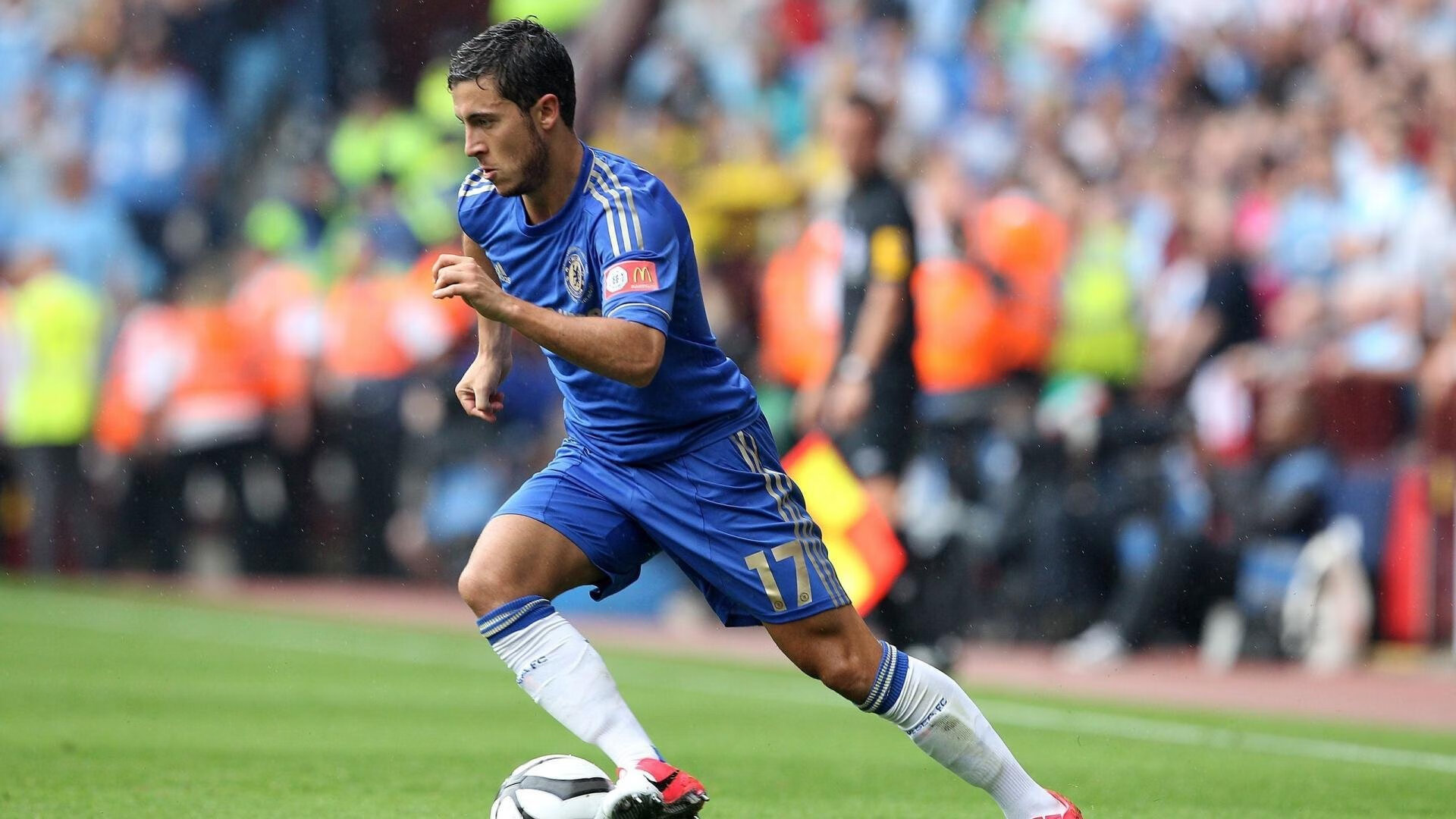 乔治攻防一体快船防守效率提升，快船乔治伤病