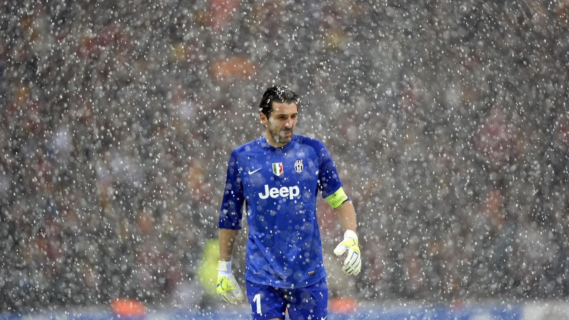 边后卫高度跑动与球队攻防转换速率关系，边后卫可以满场跑吗